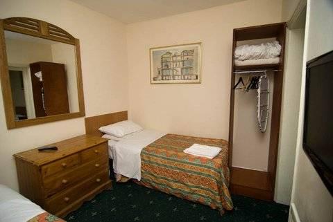 Camelot House Hotel Лондон Экстерьер фото